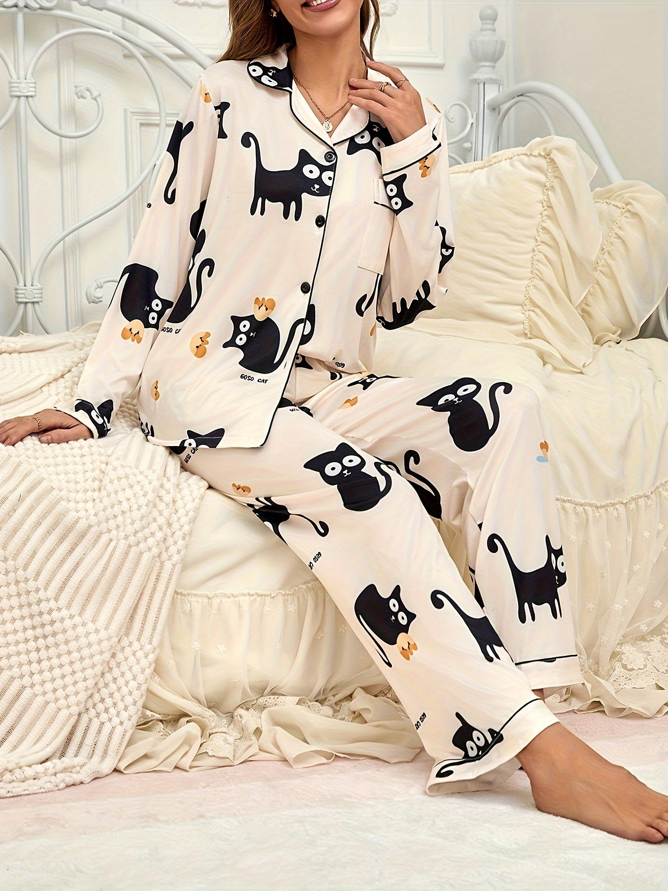 Cozy Women's Pajama Set with Cute Cat Print – Perfect for Fall & Winter