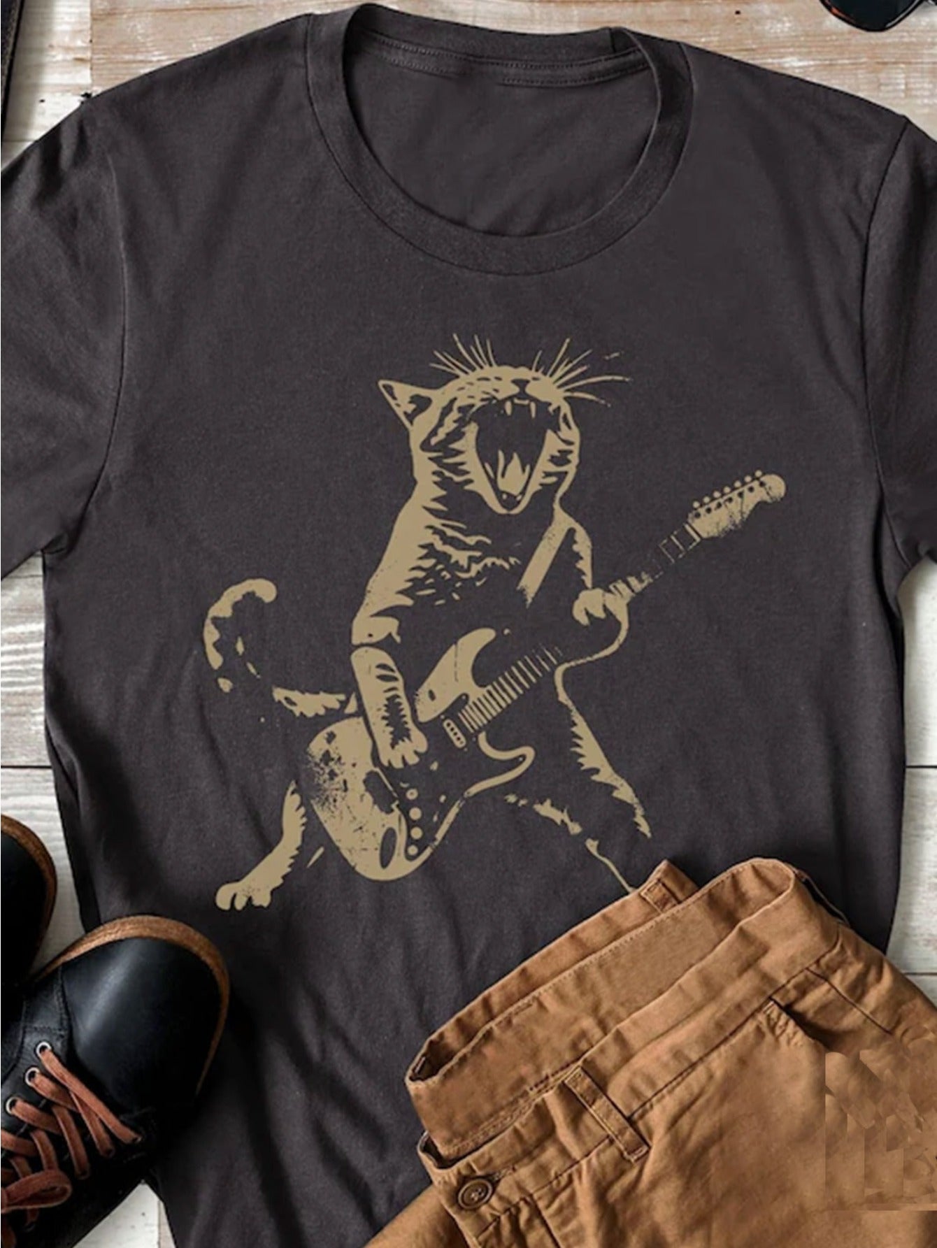 Super Soft Pure Cotton Cat Playing Guitar Men's Fashion T-Shirt