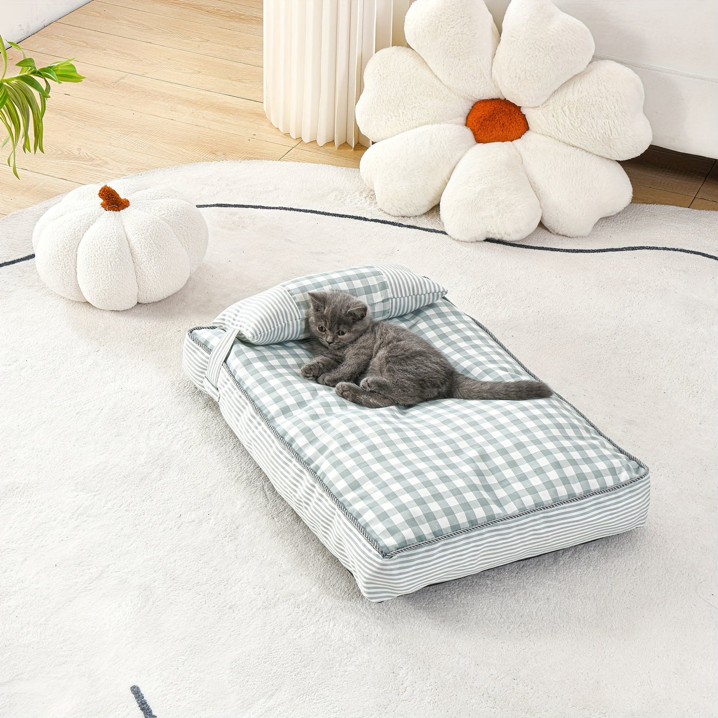 Thick Plaid Pet Mat – Cozy and Stylish Bed for Your Pets