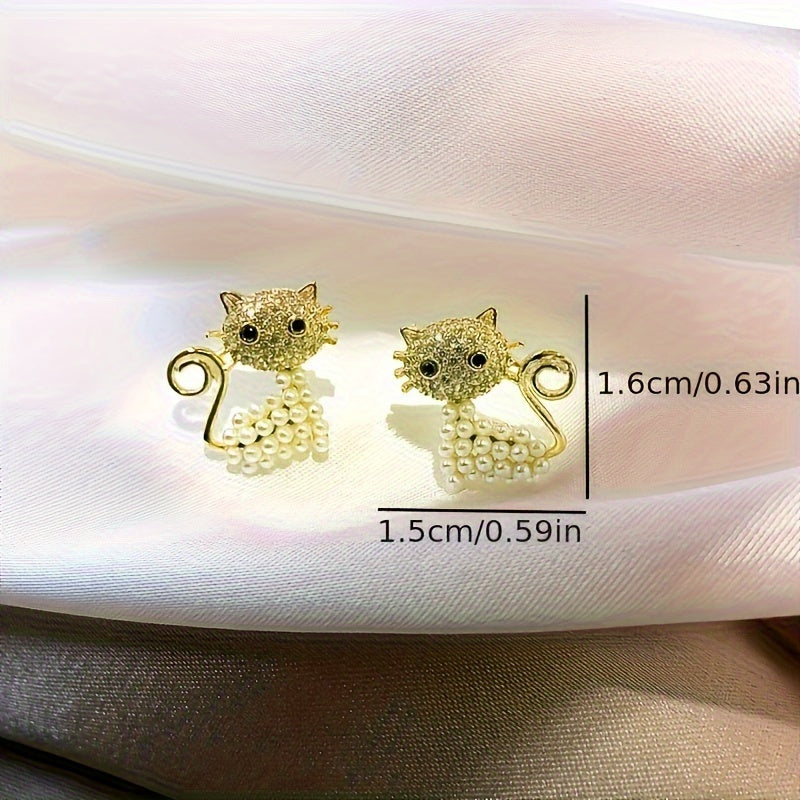 Adorable Imitation Pearl Cat Design Stud Earrings – Elegant Simplicity for Daily Wear