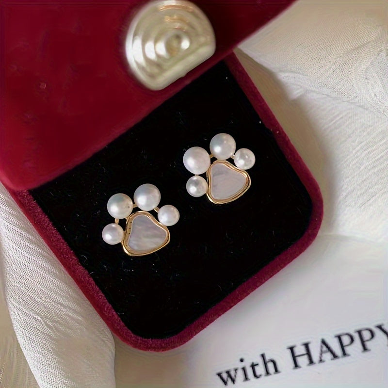 Chic Faux Pearl Cat Paw Stud Earrings – A Perfect Blend of Elegance and Playfulness