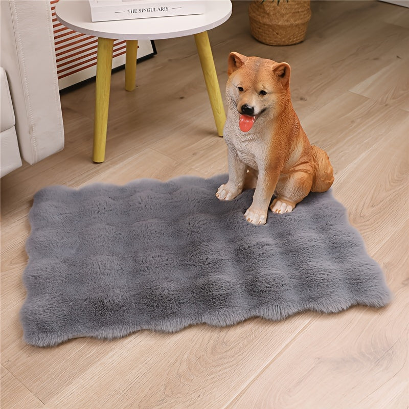 Luxurious Faux Rabbit Fur Pet Mat: Winter Comfort for Your Furry Friend