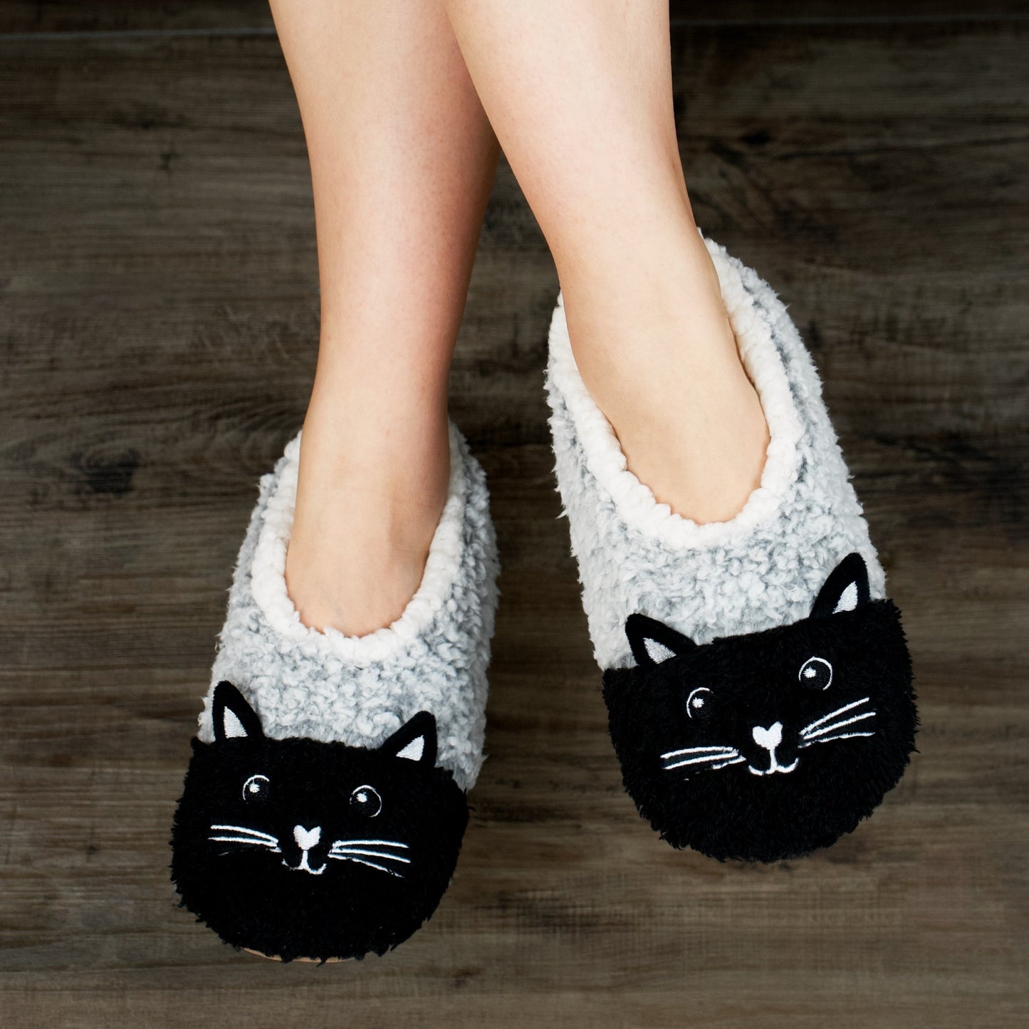 Women's Cute Cartoon Cat Design Slippers