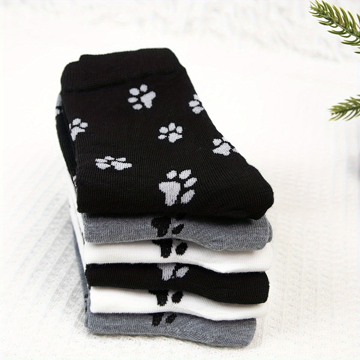 6 Pairs of Adorable Puppy Paw Print Socks – Fashionable Mid-Tube Socks for Women