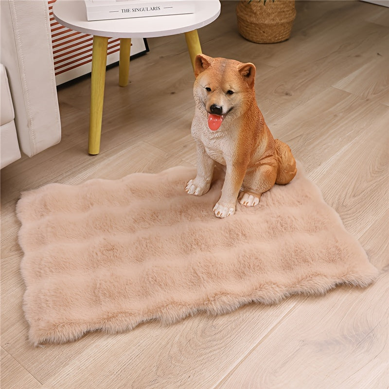 Luxurious Faux Rabbit Fur Pet Mat: Winter Comfort for Your Furry Friend