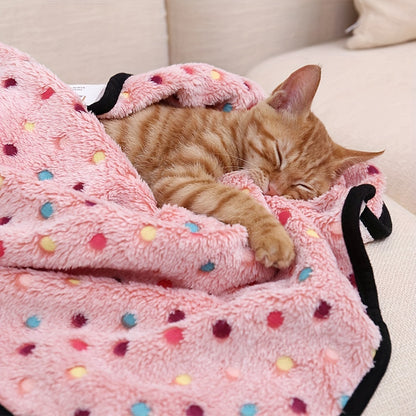 Cozy Coral Fleece Pet Blanket – Soft Flannel Bed Cover for Dogs & Cats