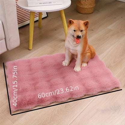 Luxurious Faux Rabbit Fur Pet Mat: Winter Comfort for Your Furry Friend