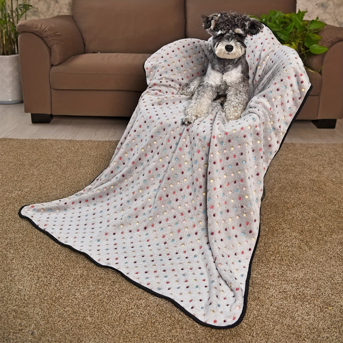 Cozy Coral Fleece Pet Blanket – Soft Flannel Bed Cover for Dogs & Cats