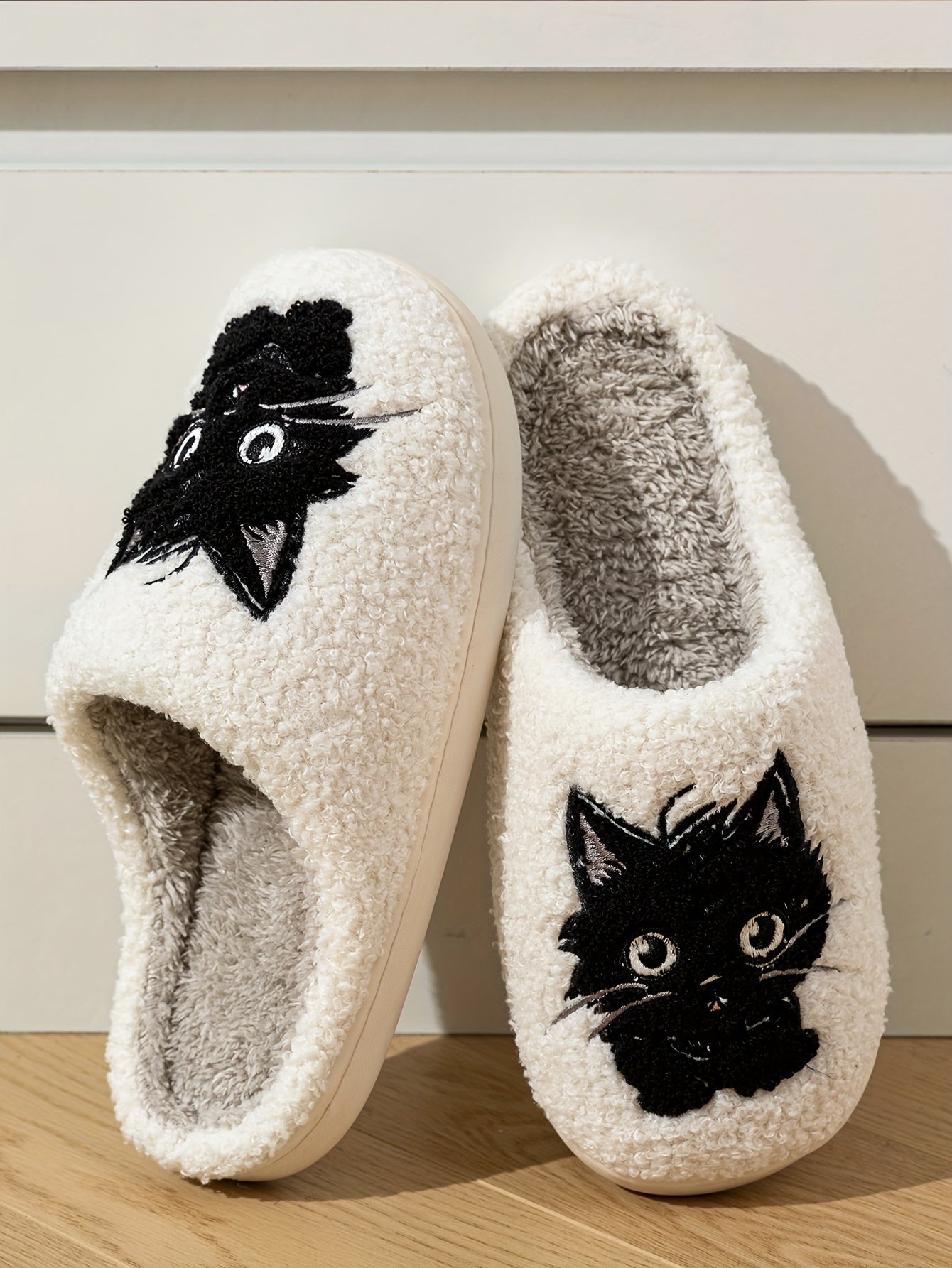 Cozy & Cute Kitty Winter Slippers for Women – Warm, Non-Slip Corduroy Home Shoes